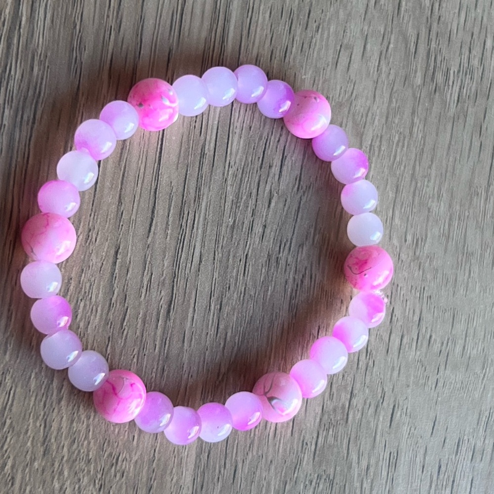 Handmade Hot Pink & White Tie Dye Beaded Bracelet, Size 7” - Picture 3 of 3